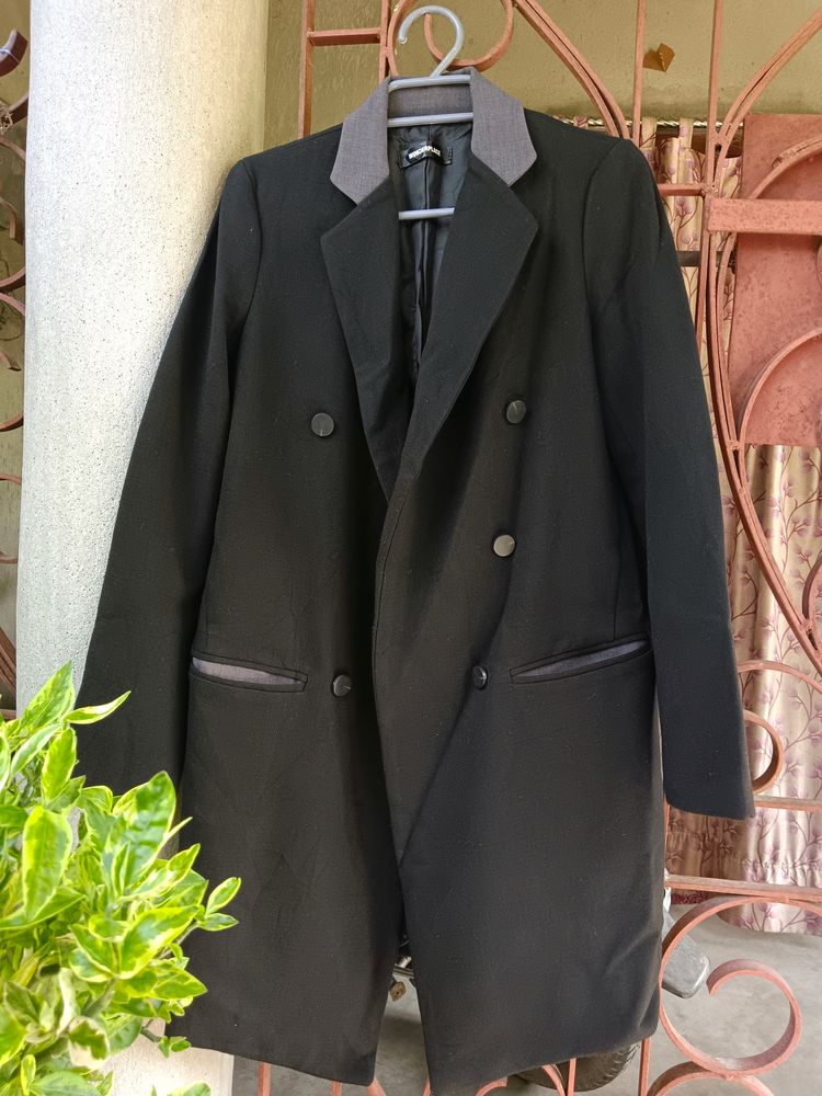 Branded New Beautiful Coat For Women 🖤🖤🖤