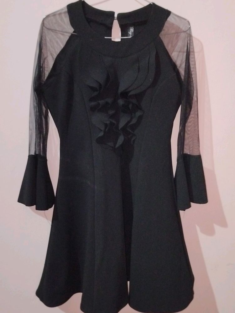 Beautiful Black Dress With Net Bell Sleves