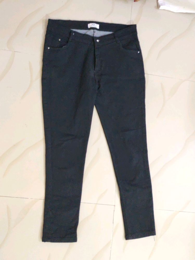 Black Ankle Length Denim Jeans