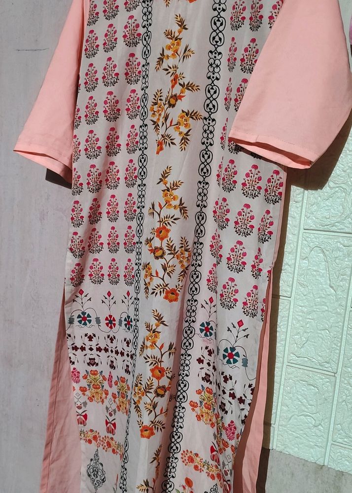 Beautiful Pink 🩷 Kurti