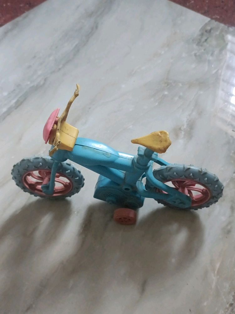 Cycle Toy