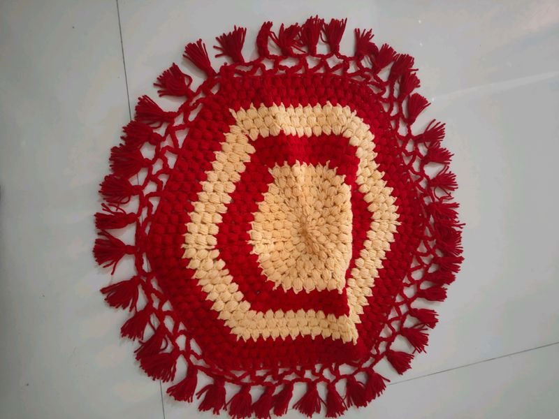 Woollen Table Mat