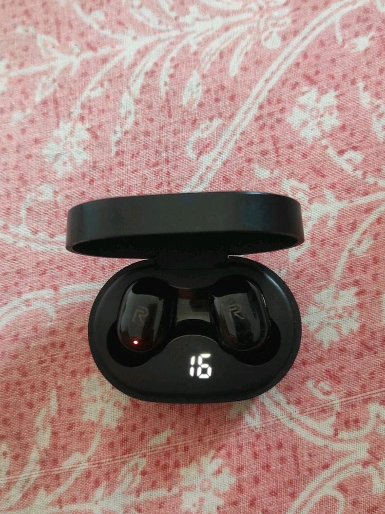 Realme Earbuds Working Good