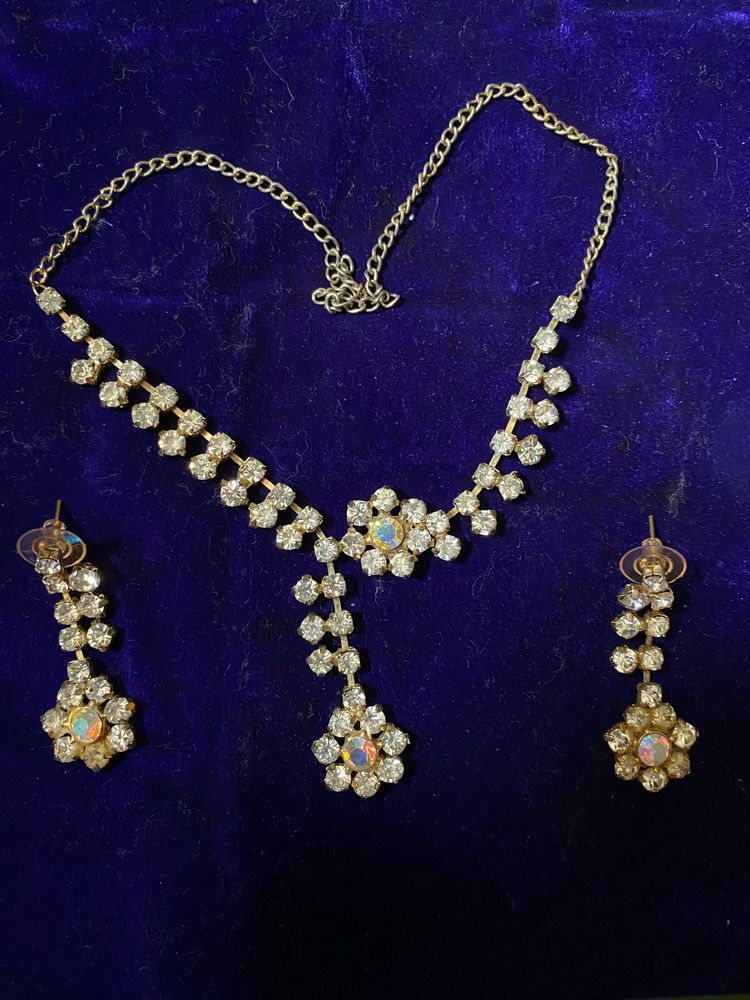 Necklace Set