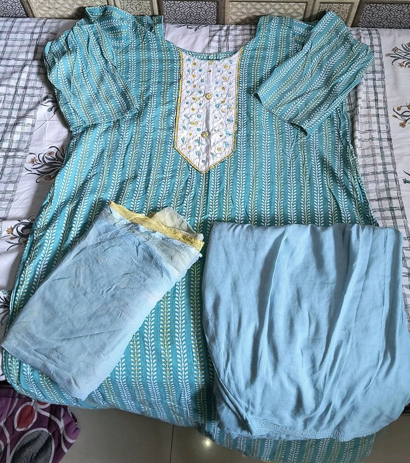 Kurti Set