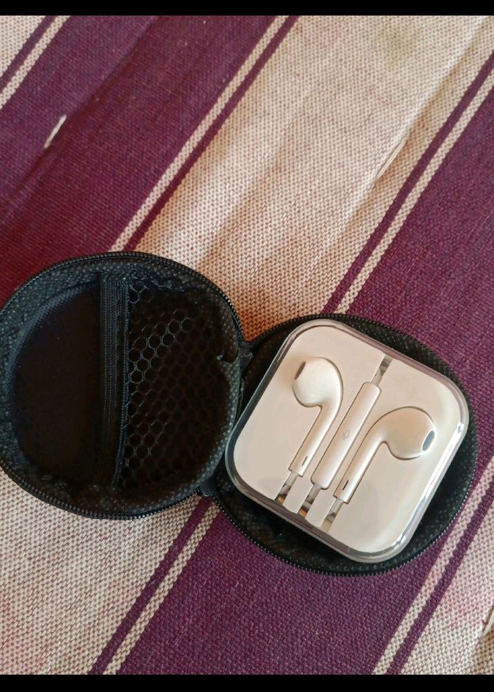 New Unused Earphones With Cover box