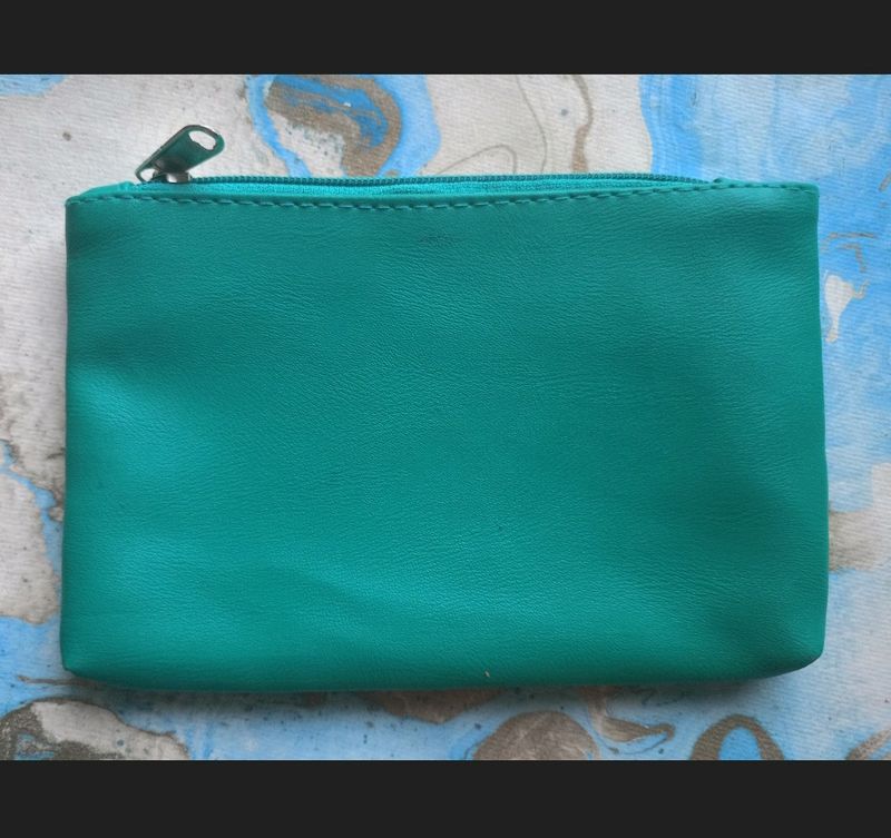 Smytten Pouch/Storage Bag (Green)