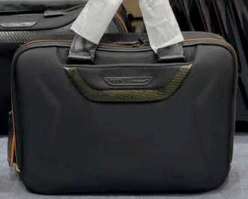 TUMI   MCLAREN  OFFICE  BAG