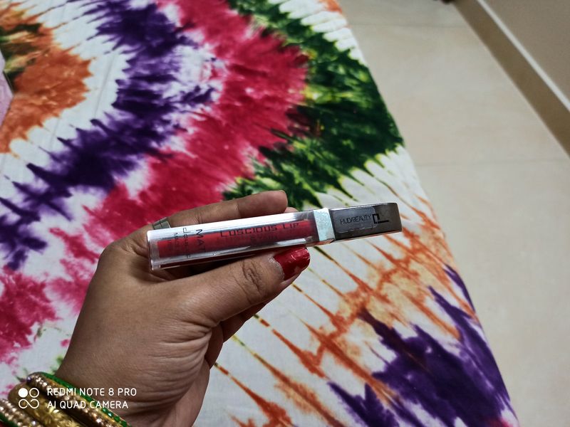 Huda Beauty Matte Lipstick In Blood Red Colour