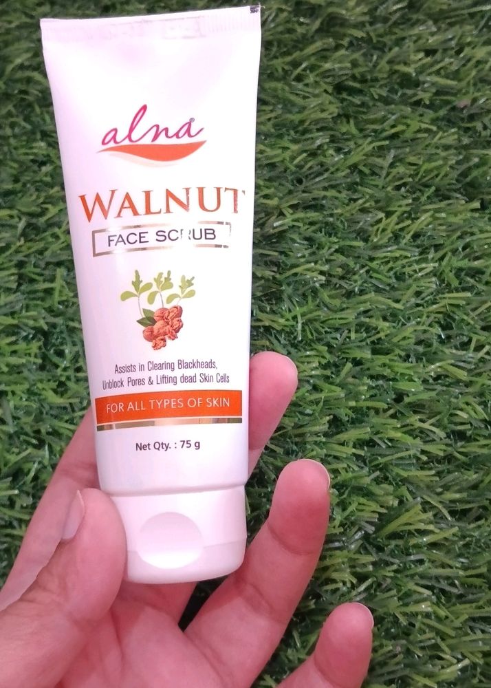 Alna Face Scrub