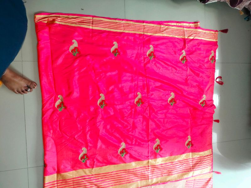 Saree Pink Sequined