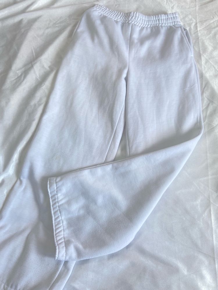 🤍White Cotton Track Pant🤍