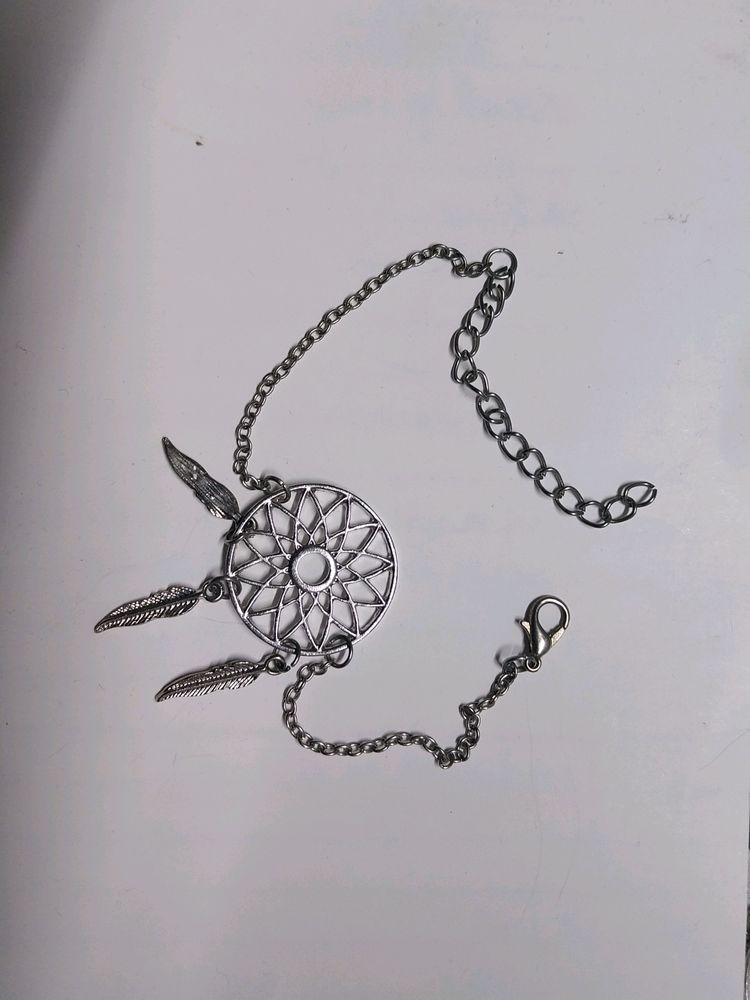 SILVER BRACELET WITH DREAMCATCHER CHARM