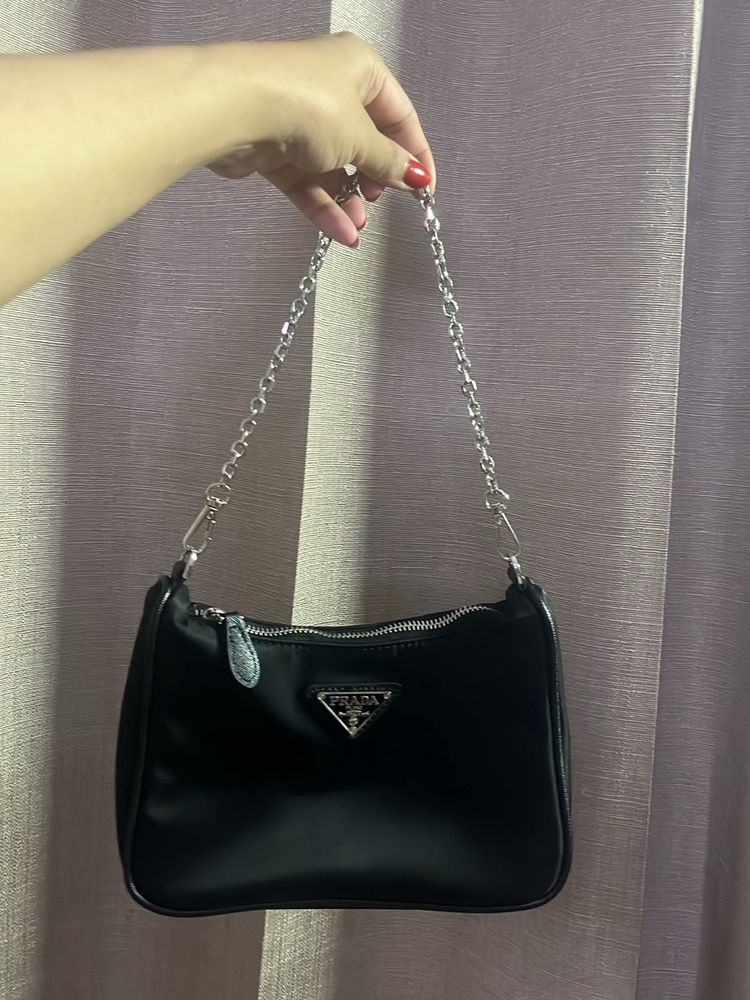 Prada 1 St Copy Very Good Quality Shoulder Bag