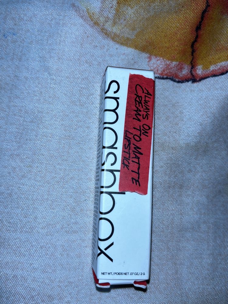 SMASHBOX LIPSTICK - OUT LOUD