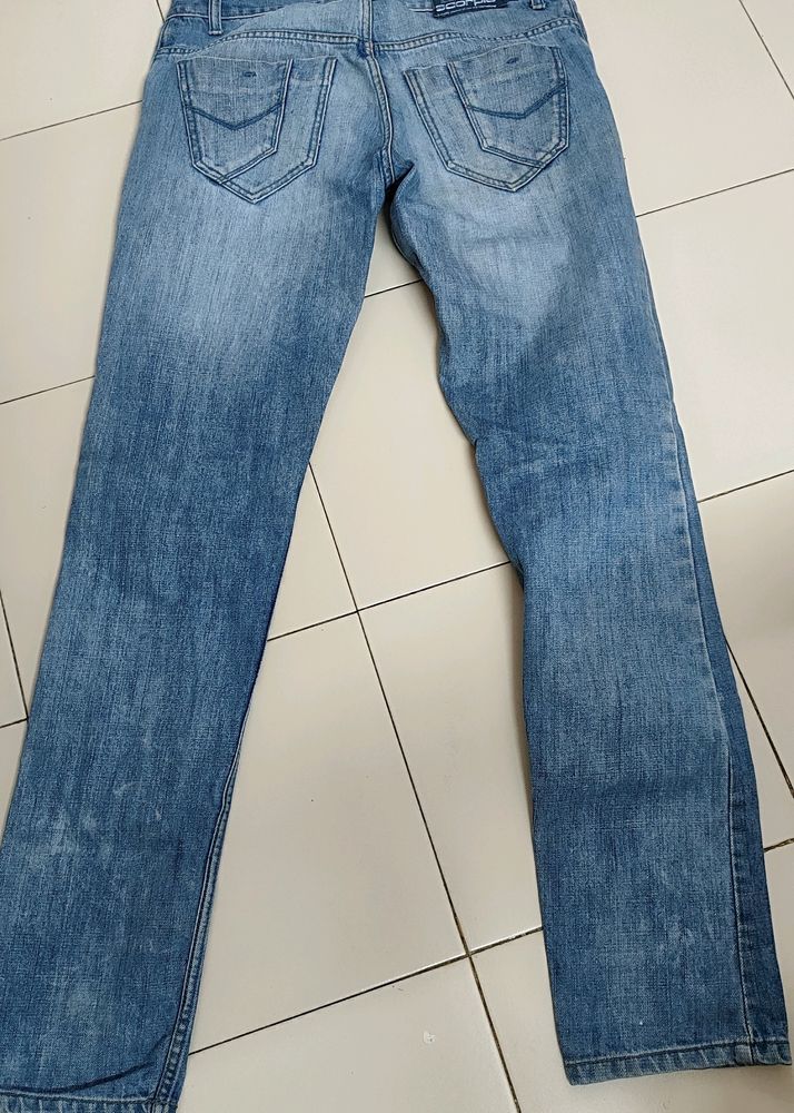 Men Blue Jeans.. Size 34