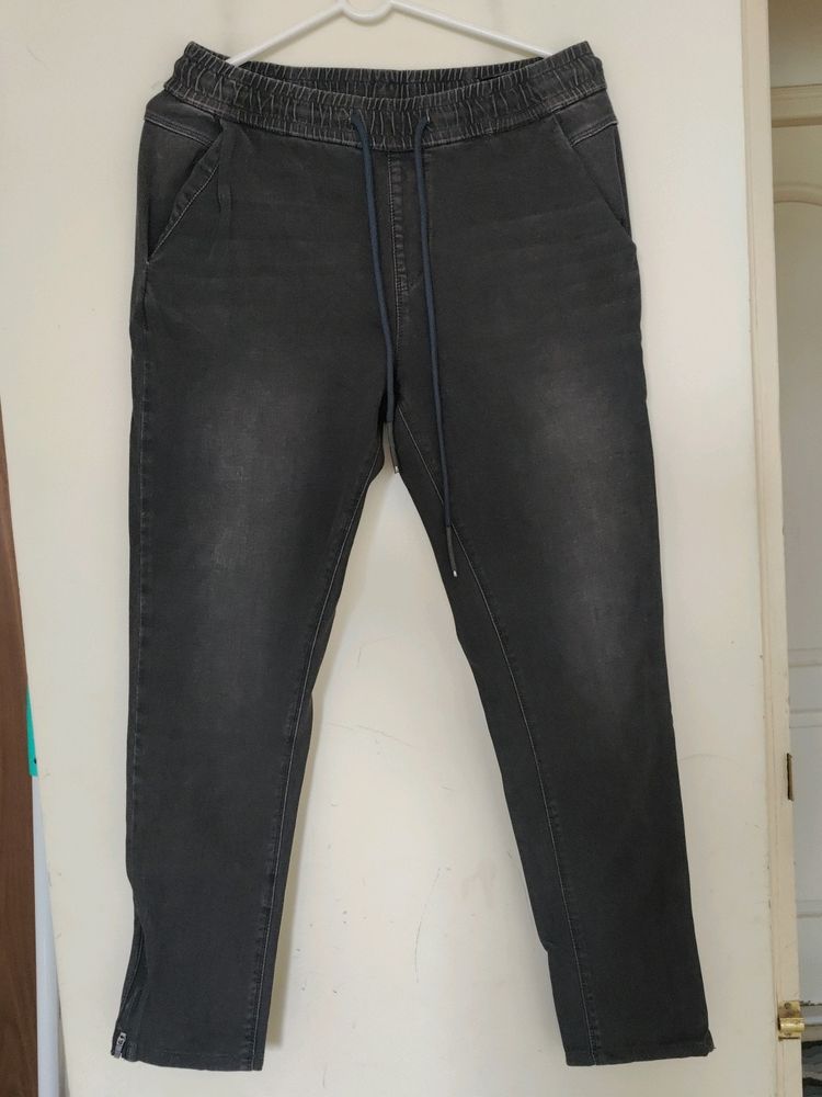 Spiker Comfortable Jeans