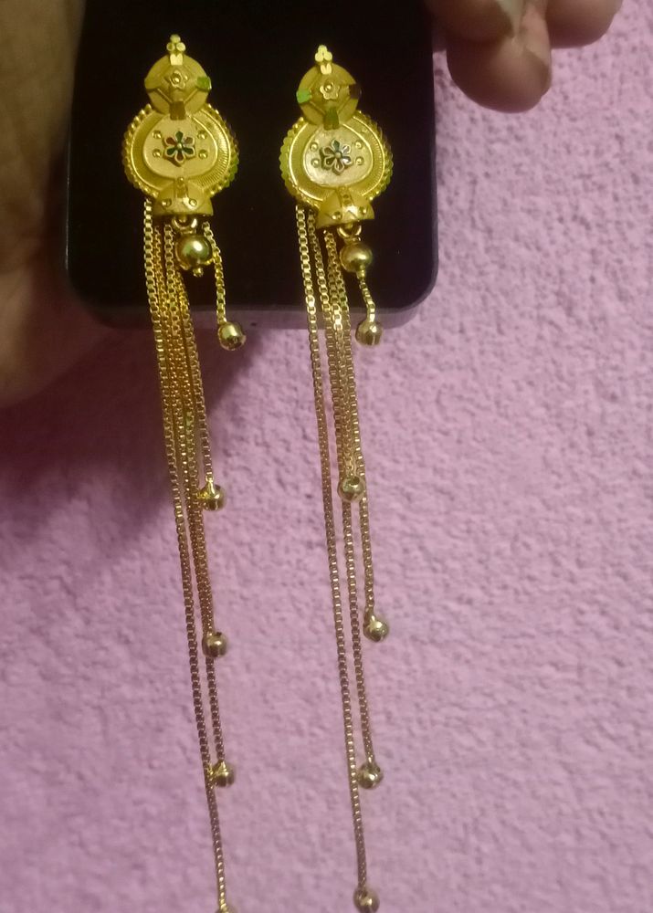 Gold Forming Long Earings