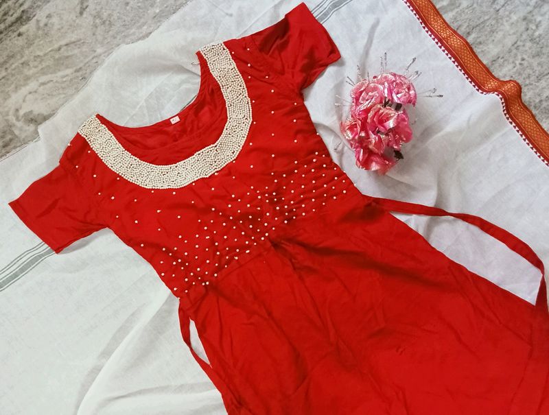 WOMEN RED GOWN