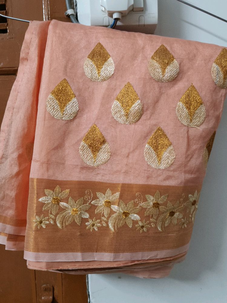 Peach Colour Saree (Unstitched Blouse)