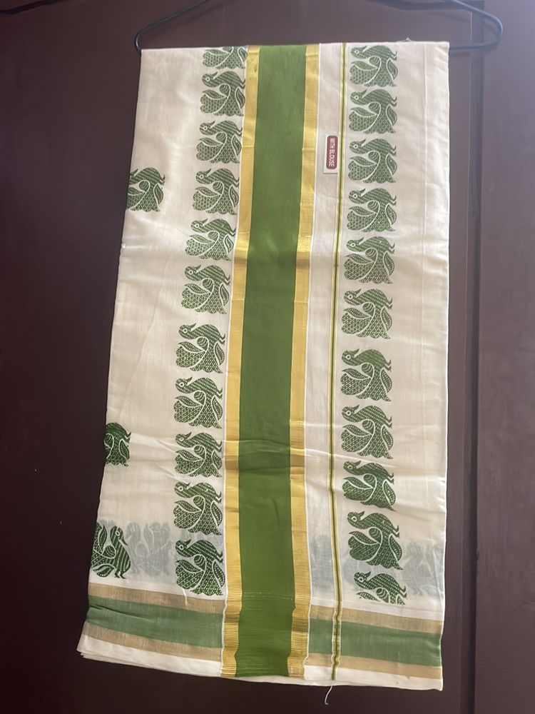 Handloom Saree Golden Kasavu. Blouse Attached