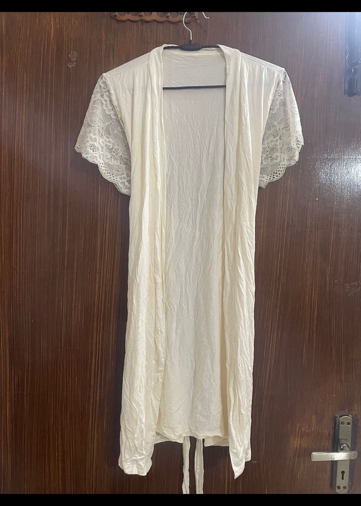 Soft Lace Sleeve Robe