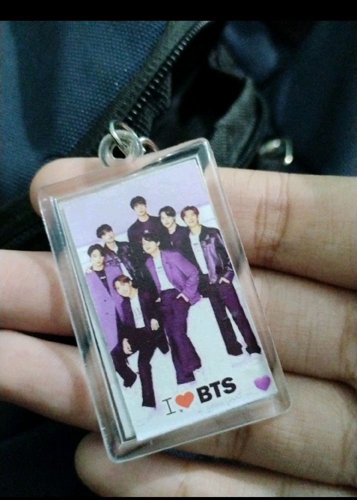 2 BTS Keychain