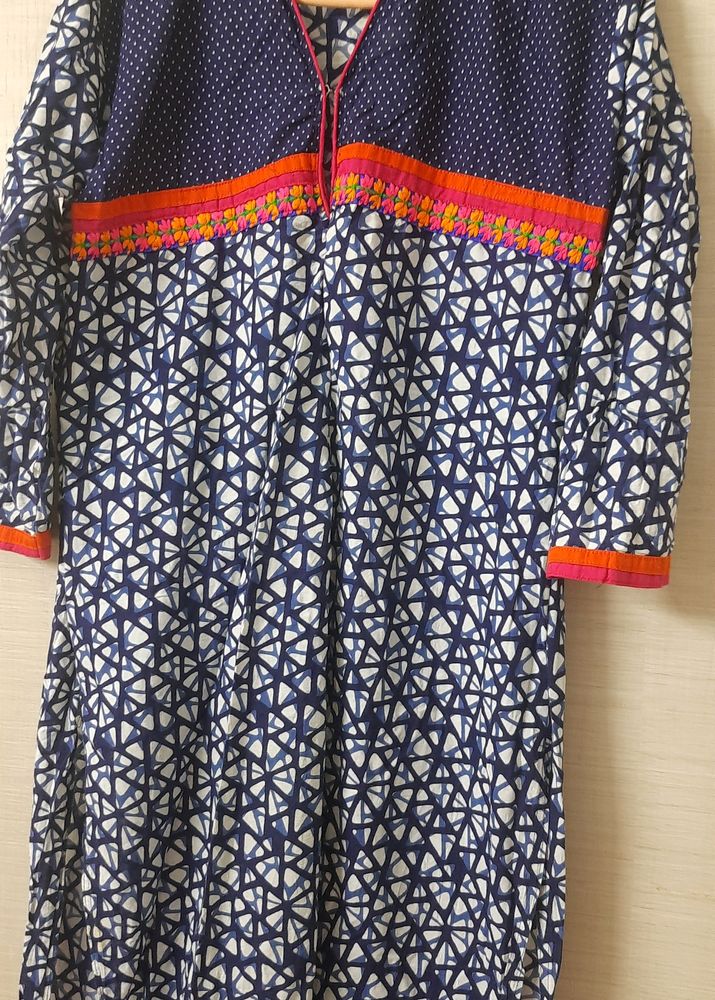 Blue collar kurta with prints