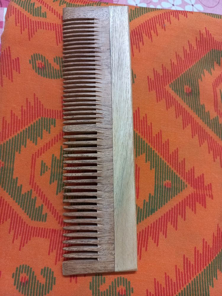 NEEM WOODEN COMB