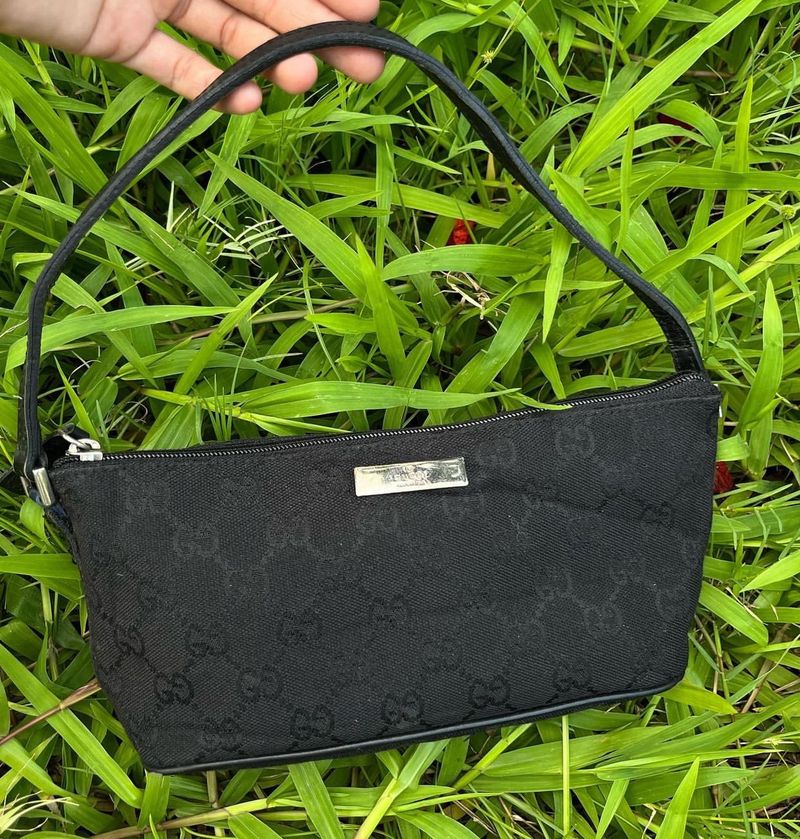 Vintage Gucci Boat Pochette Bag