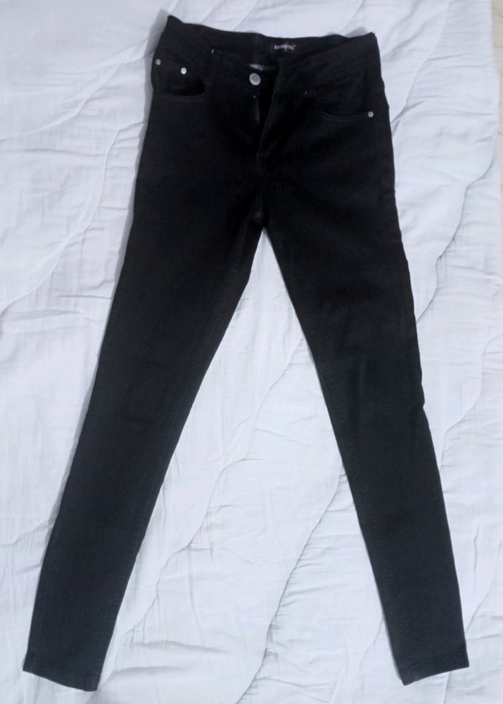 HIGH WAIST BLACK JEANS