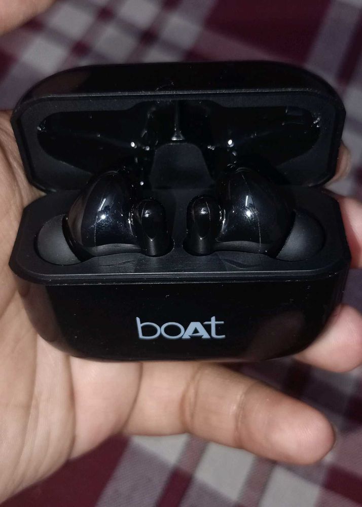 boat Airdopes 111 Worth 1200₹