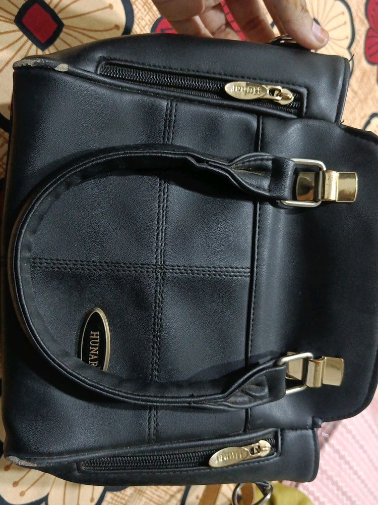 Black Leather Handbag With Side Strap