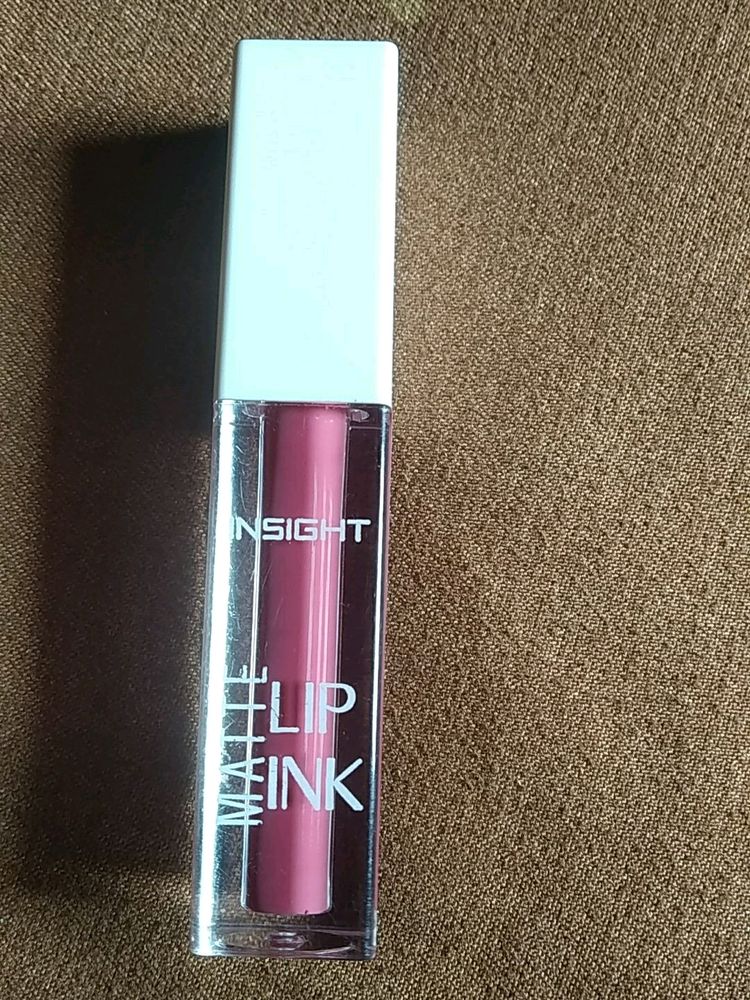 INSIGHT LIQUID LIPSTICK