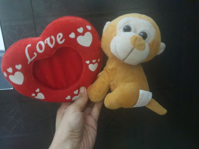 Soft toy cute monkey with photo holder