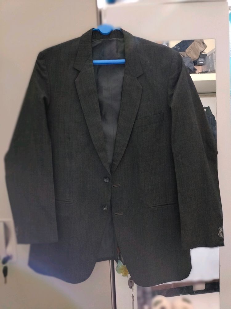 Dark Grey Blazer - No Flaws