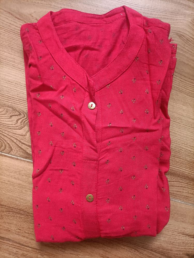 RED KURTI