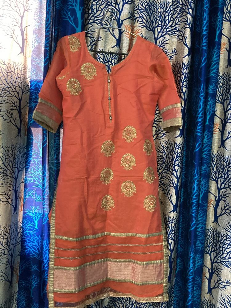 Women Kurta Dupatta Set