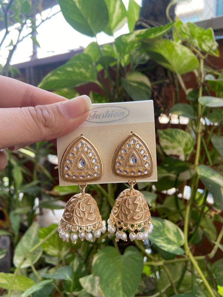 Traditional Earrings - Biscuit Brown