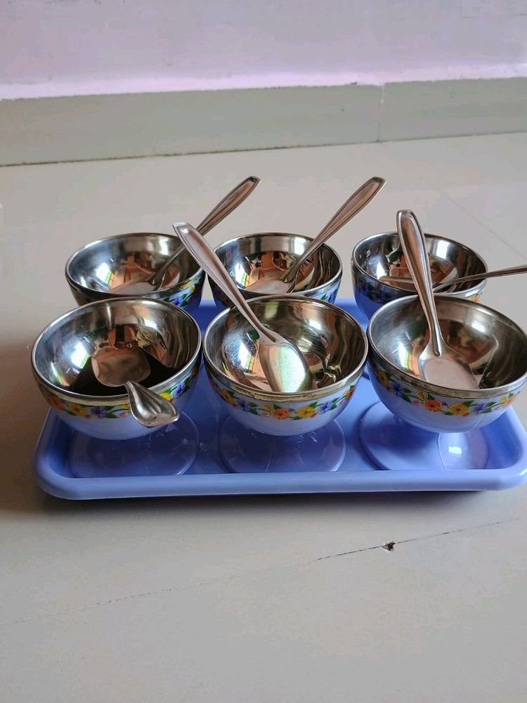 Ice Cream Cups Set Of 6 With Steel Spoon