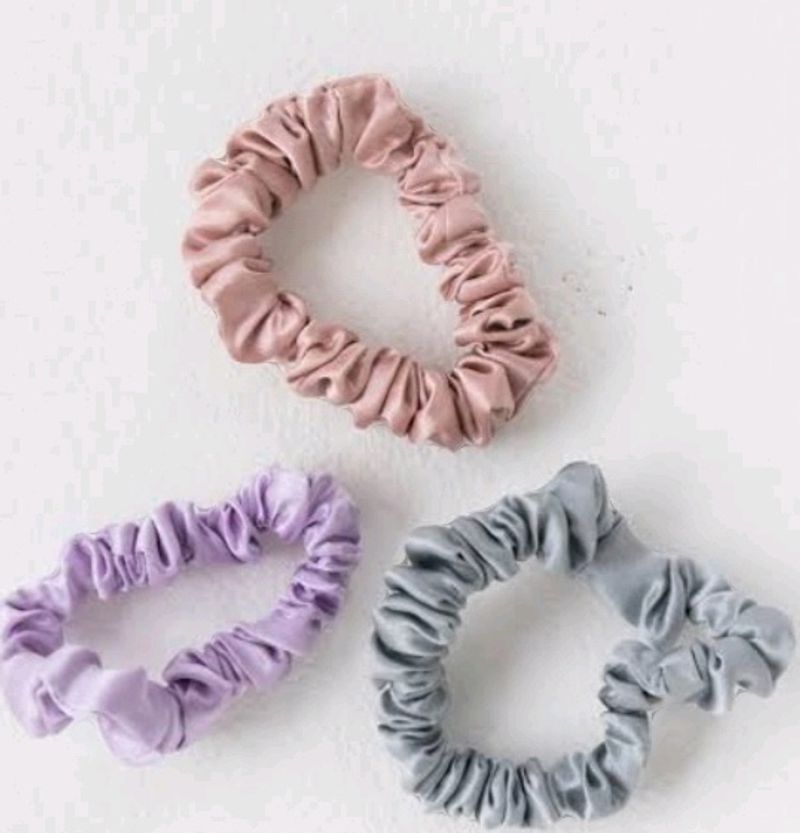 3 mini Scrunchies