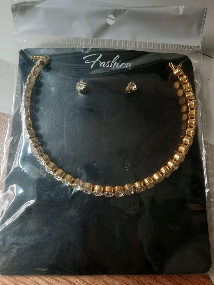 Neck Piece