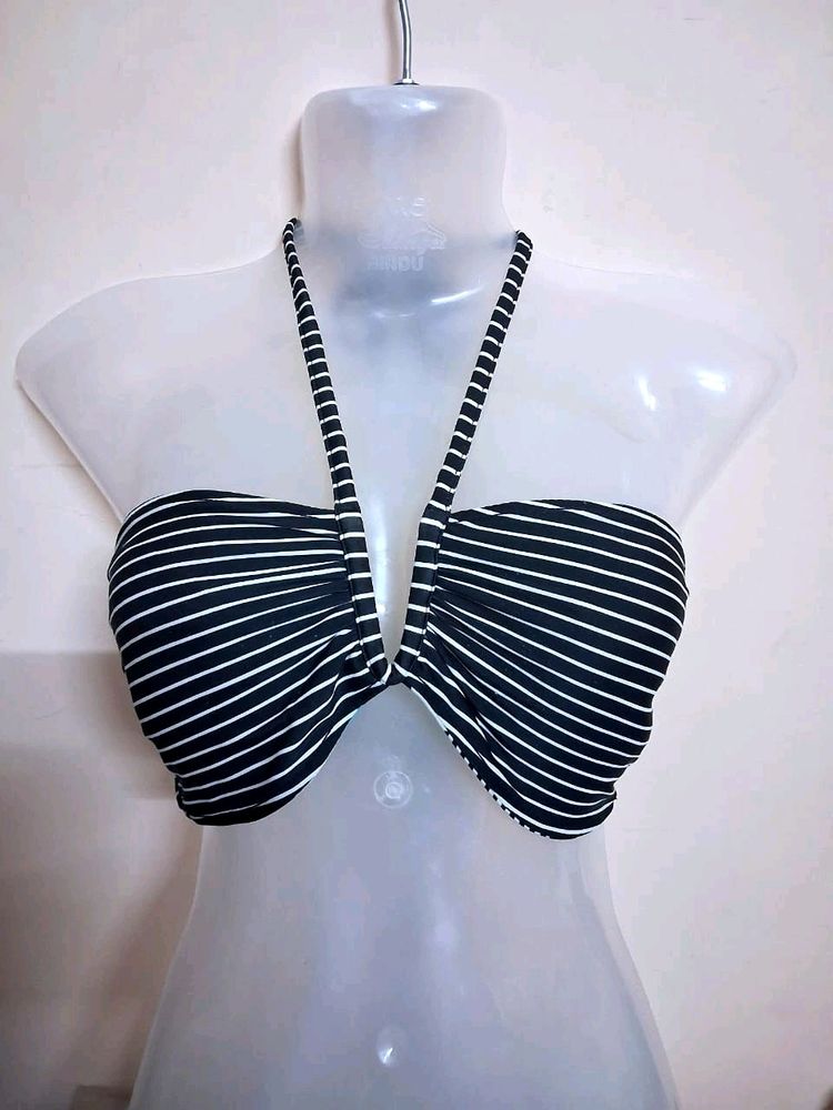 Bra Which can Wear Alternate Side