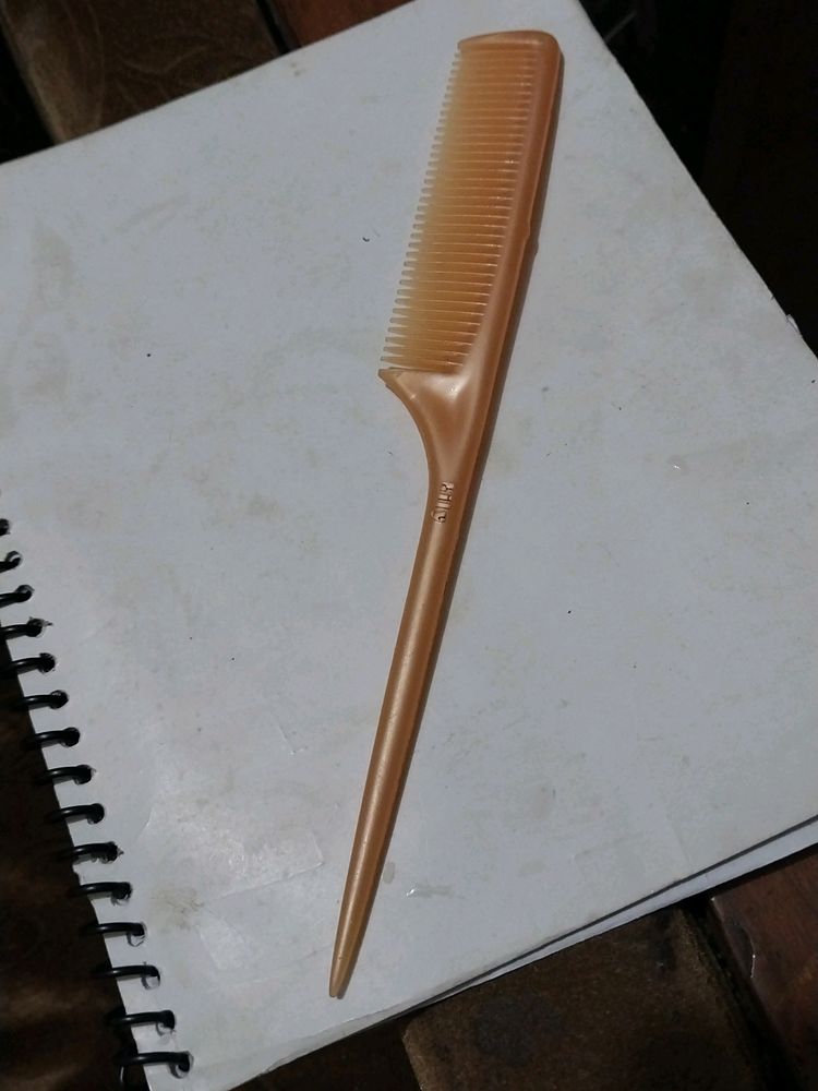 Tail Comb