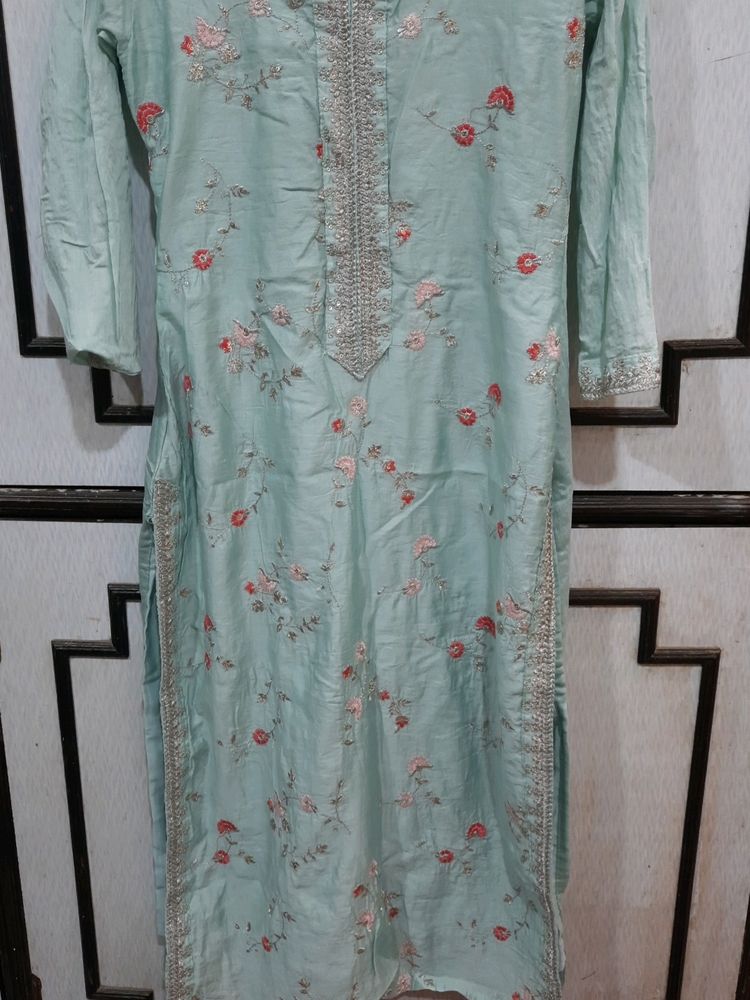 Beautiful Kurta Set With Dupatta.