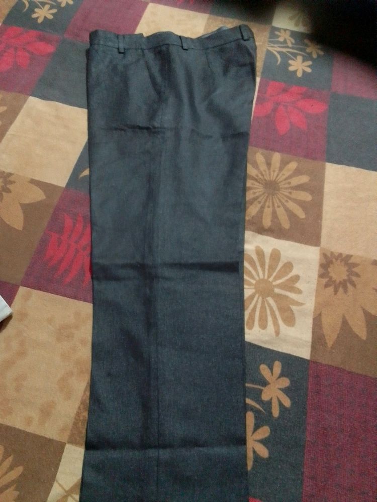 Men's Trouser Size 36 Almost New Tag Missing