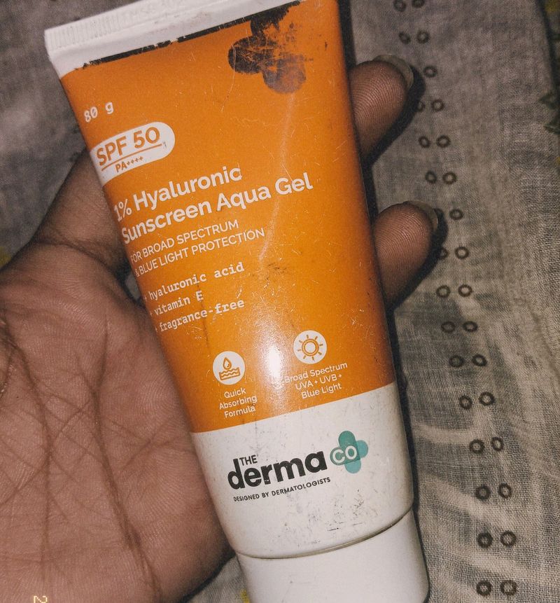 DERMA CO sunscreen