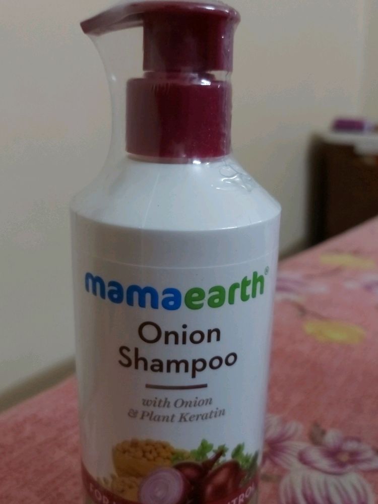 Mamaearth onion shampoo