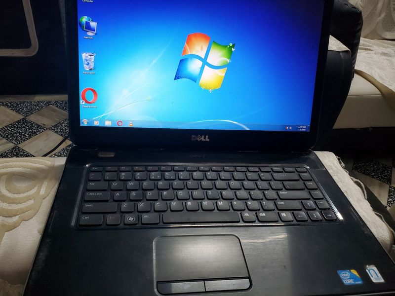 Laptop , Dell Vostro