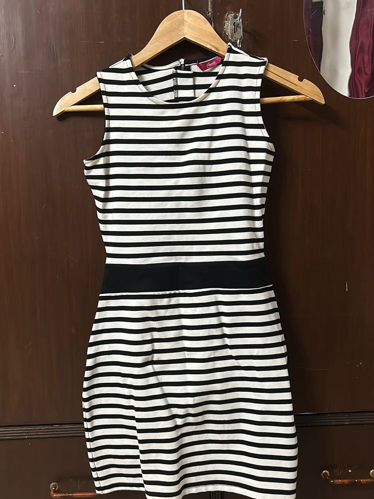 Black And White Stripped Bodycon Dress